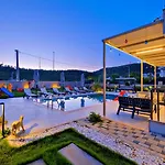 Oludeniz 4 Bedroom Vilă