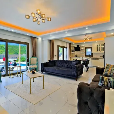 Oludeniz 4 Bedroom 9441 Fethiye