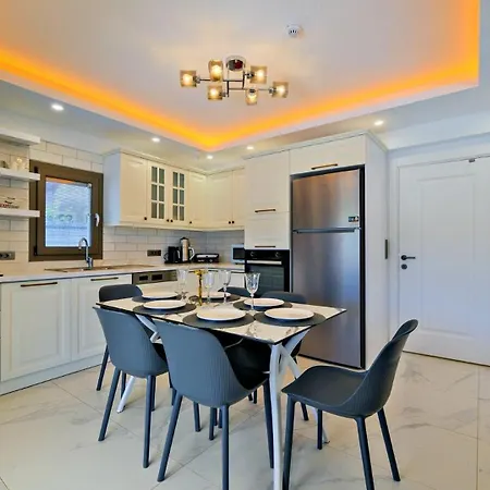 Oludeniz 4 Bedroom 9441 Villa *