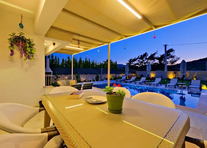 Oludeniz 4 Bedroom 9441 Villa *