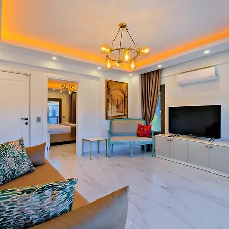 Βίλα Oludeniz 4 Bedroom *