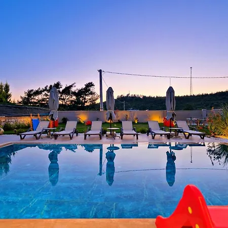 Βίλα Oludeniz 4 Bedroom *