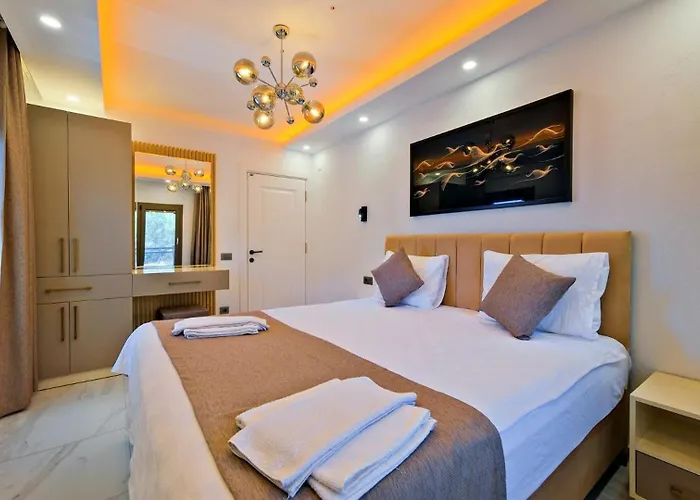 Oludeniz 4 Bedroom 别墅 *