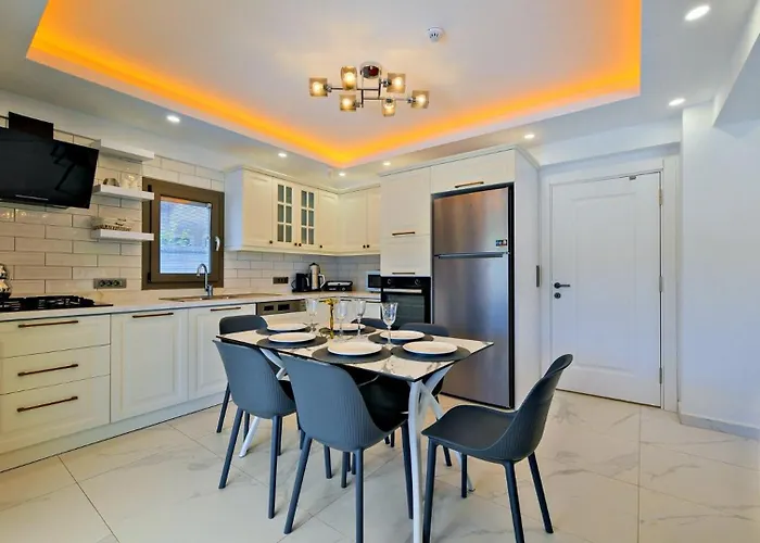 Oludeniz 4 Bedroom 别墅 *